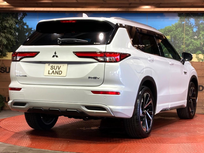 2022 Mitsubishi OUTLANDER PHEV 5LA-GN0W (UW-6a43331c82165)[17]