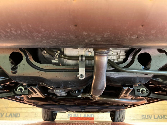 2022 Mitsubishi OUTLANDER PHEV 5LA-GN0W (UW-6a43331c82165)[22]