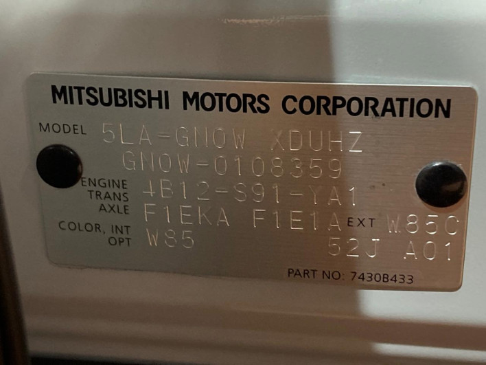 2022 Mitsubishi OUTLANDER PHEV 5LA-GN0W (UW-6a43331c82165)[1]