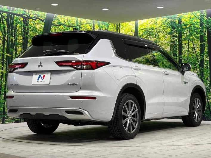 2022 Mitsubishi OUTLANDER PHEV 5LA-GN0W (UW-6a43331cab7e7)[21]