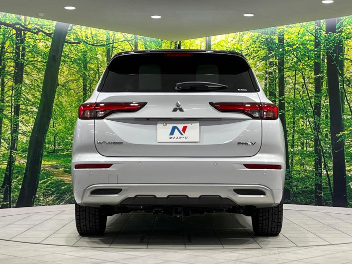 2022 Mitsubishi OUTLANDER PHEV 5LA-GN0W (UW-6a43331cab7e7)[22]