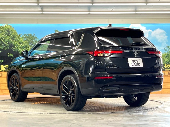2023 Mitsubishi OUTLANDER PHEV 5LA-GN0W (UW-6a43331d9e9be)[24]