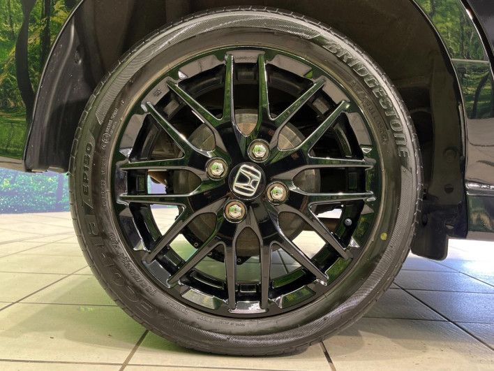 2022 Honda N-BOX CUSTOM 6BA-JF4 (UW-6a43336c3a180)[14]