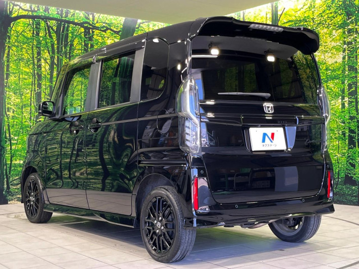 2022 Honda N-BOX CUSTOM 6BA-JF4 (UW-6a43336c3a180)[22]
