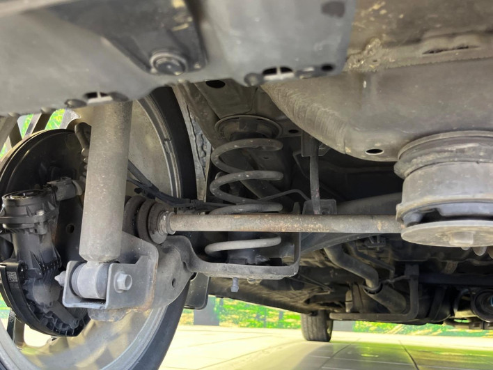 2022 Honda N-BOX CUSTOM 6BA-JF4 (UW-6a43336c3a180)[28]