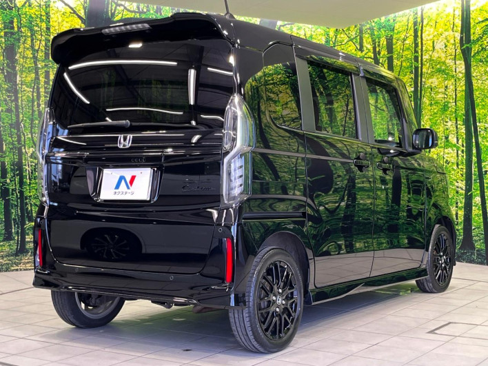 2022 Honda N-BOX CUSTOM 6BA-JF4 (UW-6a43336c3a180)[24]
