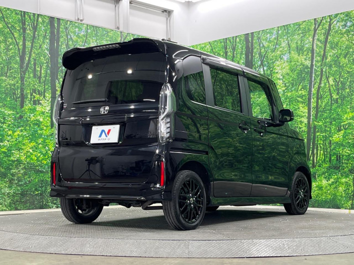 2022 Honda N-BOX CUSTOM 6BA-JF4 (UW-6a43336c4febb)[28]