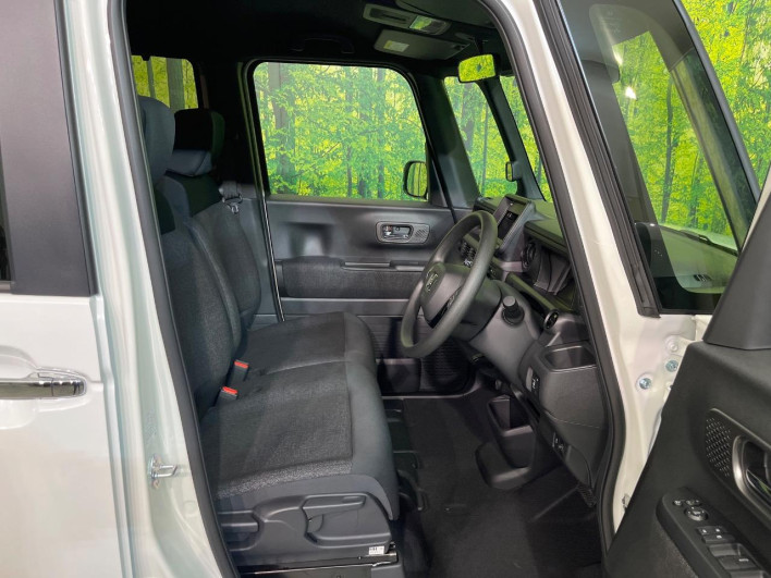 2026 Honda N-BOX CUSTOM 6BA-JF5 (UW-6a4333739632d)[26]