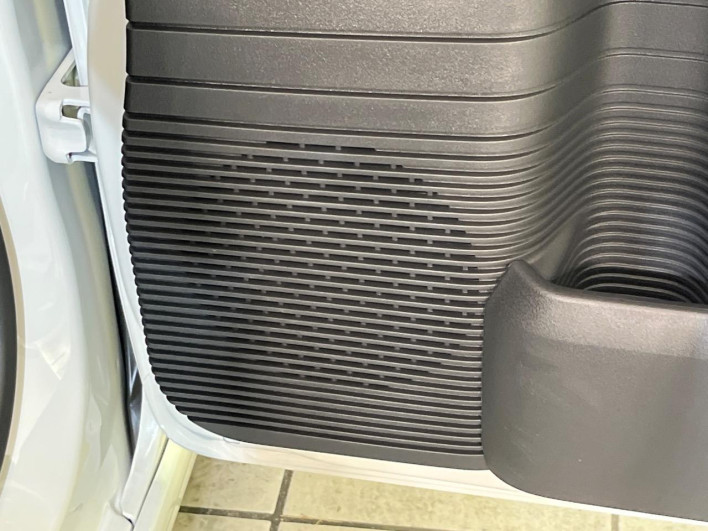 2026 Honda N-BOX CUSTOM 6BA-JF5 (UW-6a4333739632d)[24]