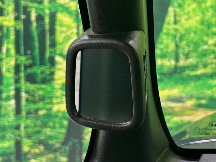 2023 Honda N-BOX CUSTOM 6BA-JF5 (UW-6a433373aa7c1)[28]
