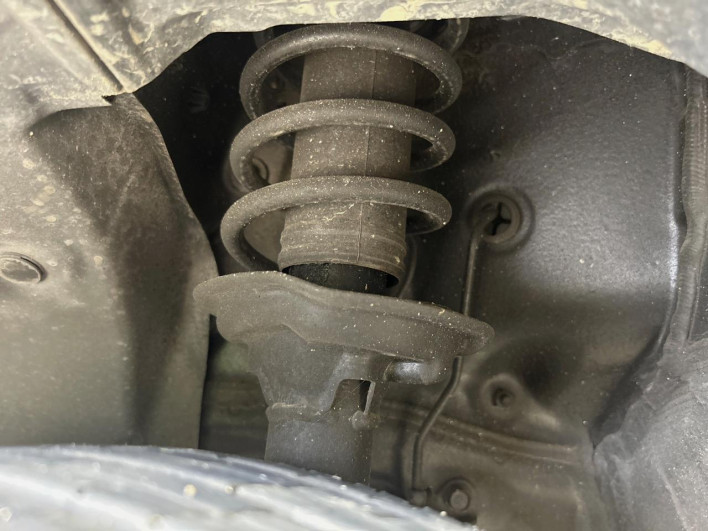 2023 Honda N-BOX CUSTOM 6BA-JF5 (UW-6a433373aa7c1)[10]
