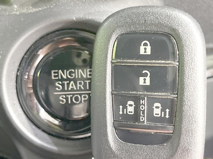 2025 Honda N-BOX CUSTOM 6BA-JF5 (UW-6a433374836c2)[4]