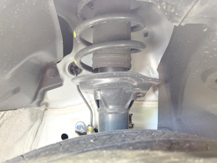 2025 Honda N-BOX CUSTOM 6BA-JF5 (UW-6a433375763aa)[24]