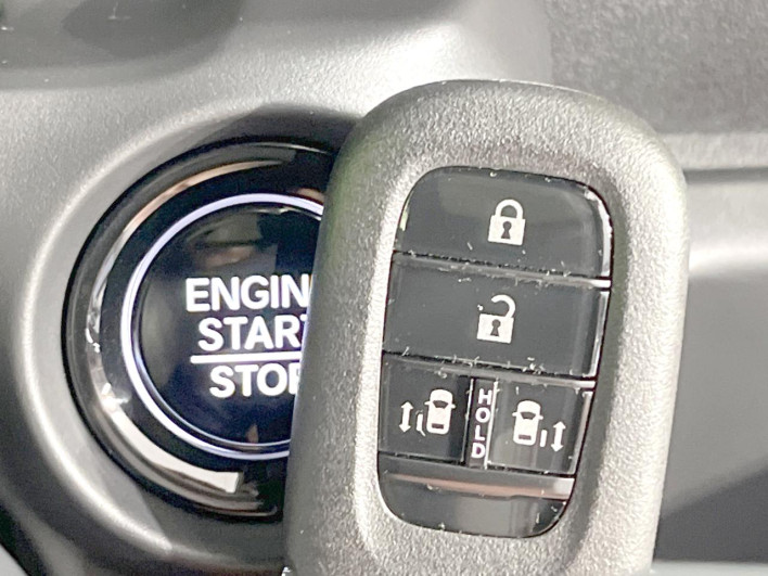 2025 Honda N-BOX CUSTOM 6BA-JF5 (UW-6a433375763aa)[4]