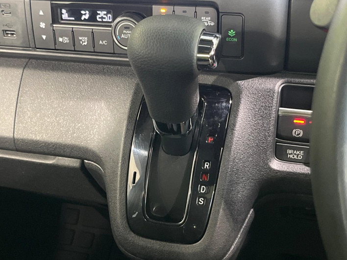 2024 Honda N-BOX CUSTOM 6BA-JF6 (UW-6a433377178d5)[14]
