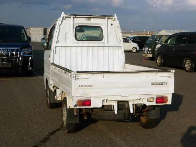 1996 Mitsubishi Minicab Truck U42T (UW-693242c217682)[1]